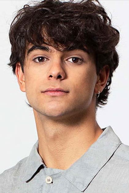 Адріа Салазар