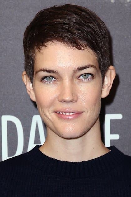 Селія Роулсон-Голл