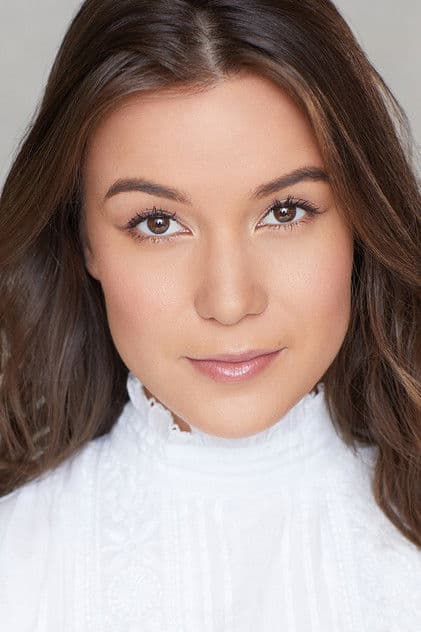 Алі Фуміко Уітні