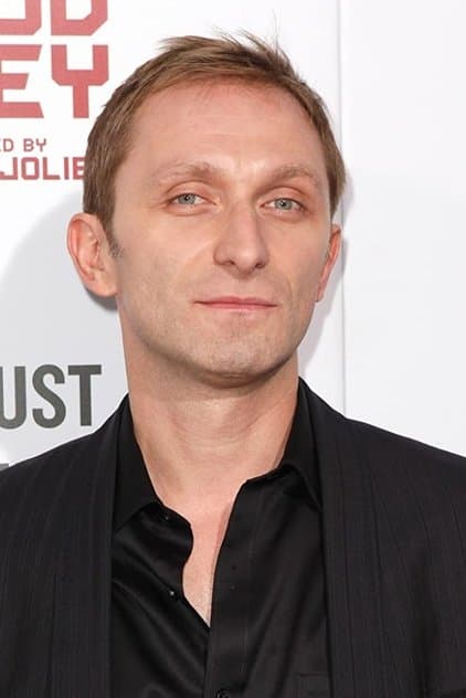 Горан Костіć