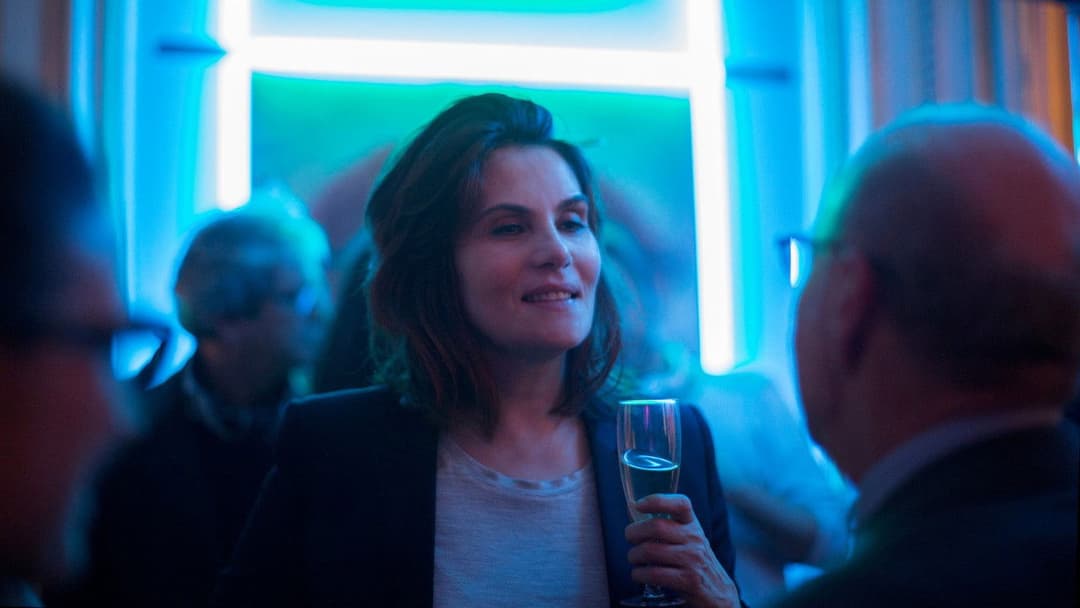 Based on a True Story backdrop 7