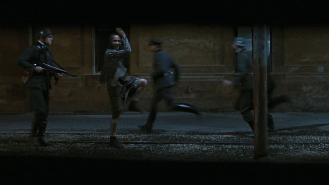 Das Leben ist schön backdrop 11