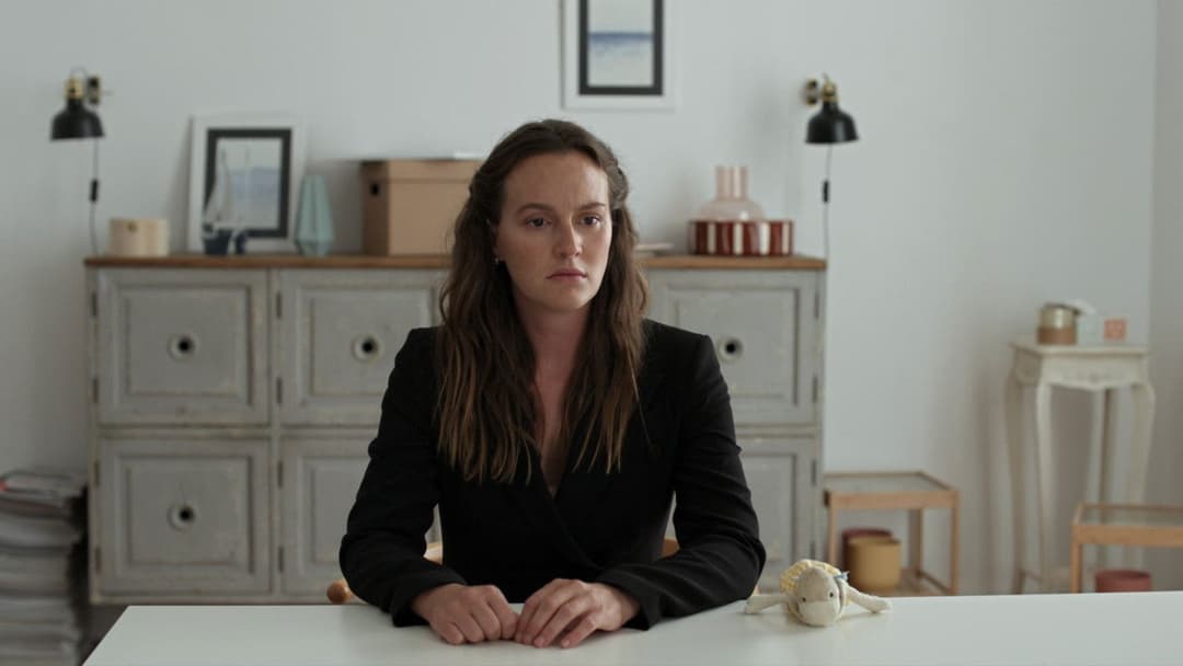 The Weekend Away backdrop 8