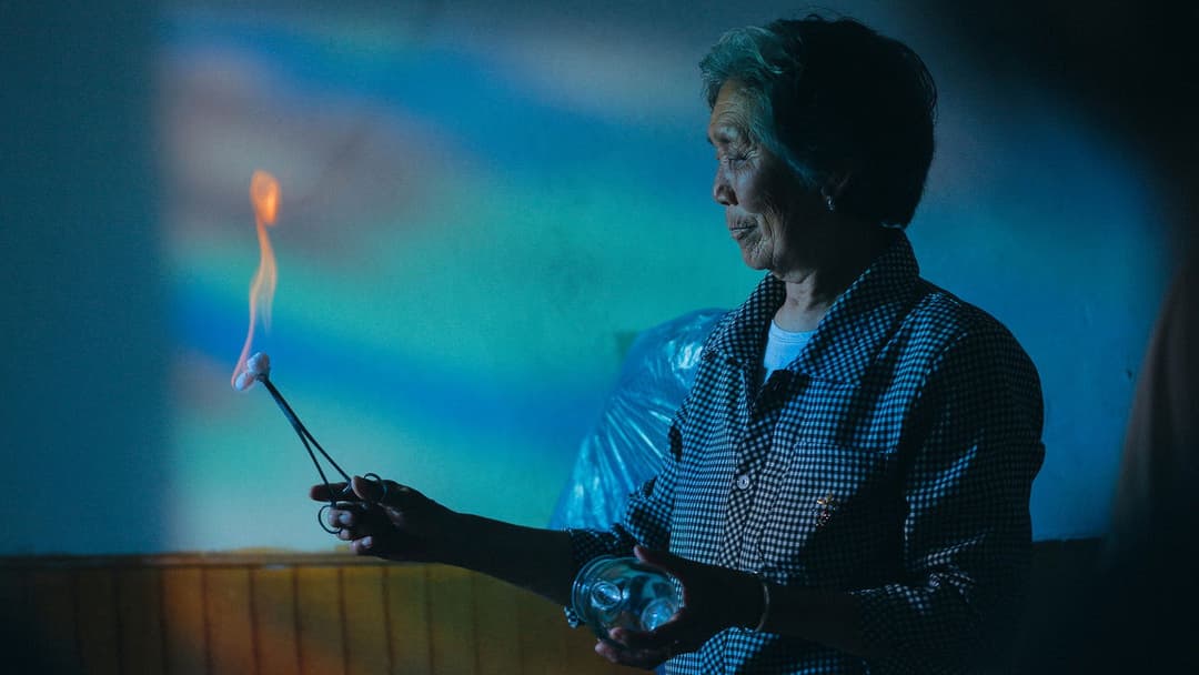 Kaili Blues backdrop 10