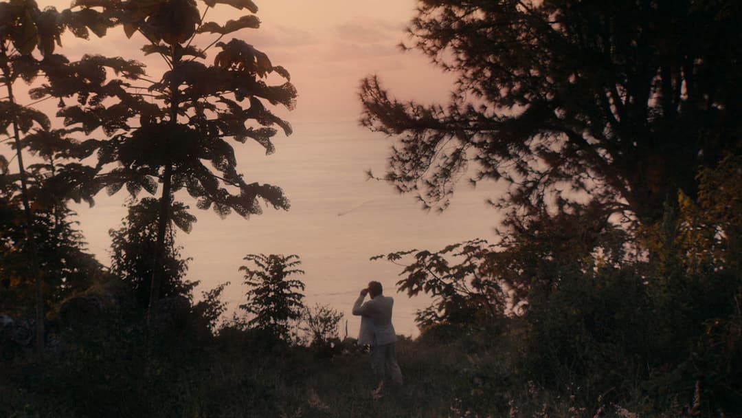 Pacifiction backdrop 20