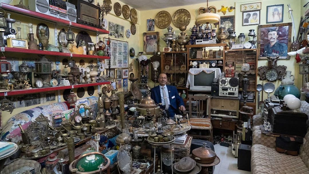 The Lions by the River Tigris backdrop 2