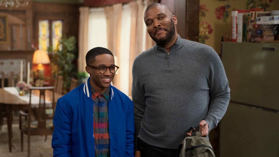 Джо відвідує універи backdrop 4