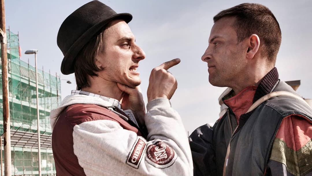 Non essere cattivo backdrop 3