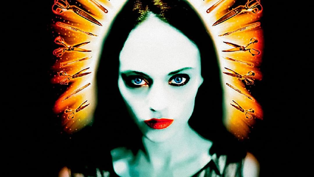 May - Die Schneiderin des Todes backdrop 11