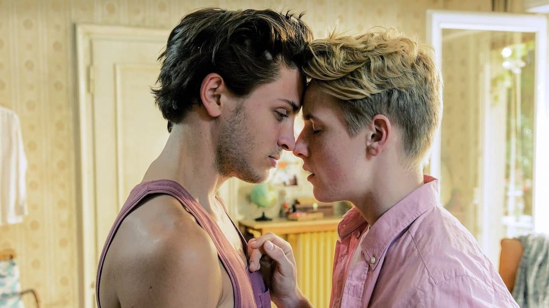 Die Mitte der Welt backdrop 2