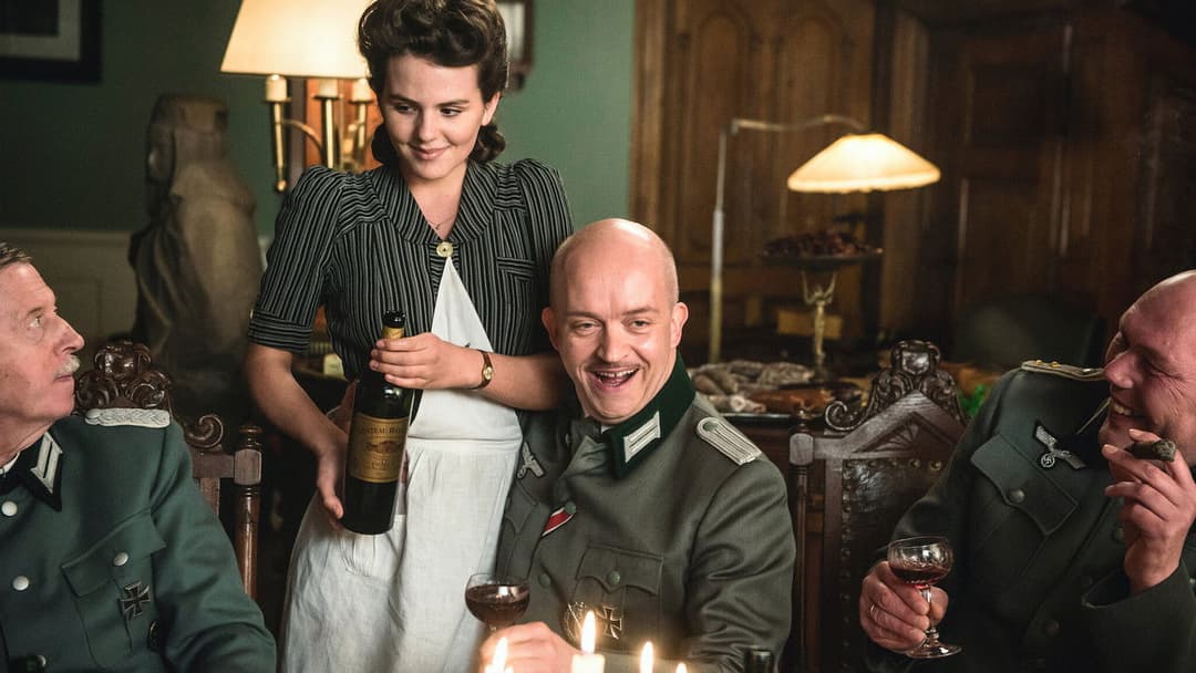 The Invisibles backdrop 3