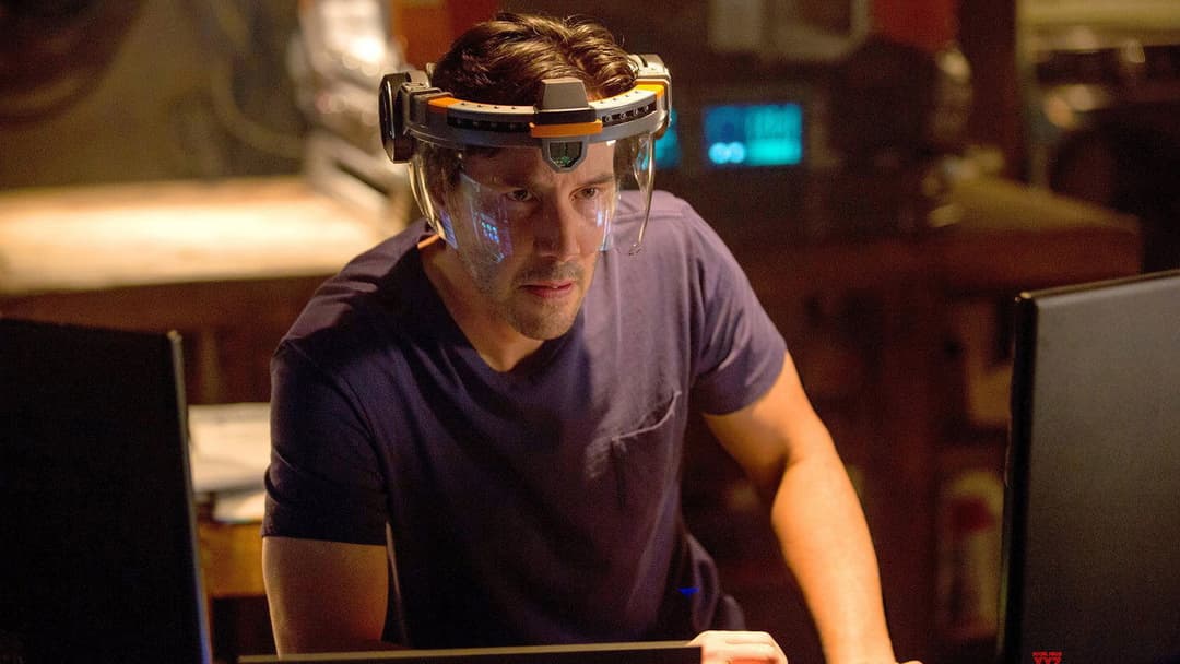 Replicas backdrop 13