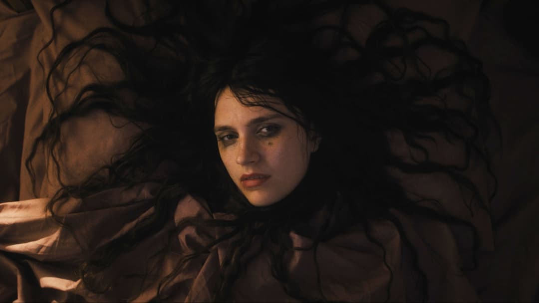 The First Omen backdrop 9