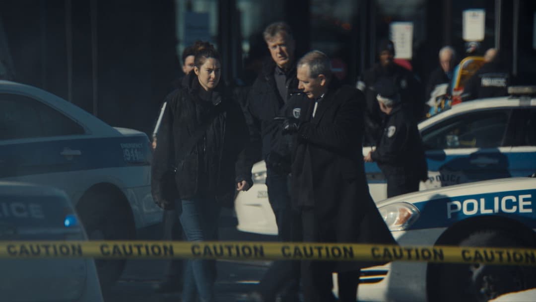 To Catch a Killer backdrop 15