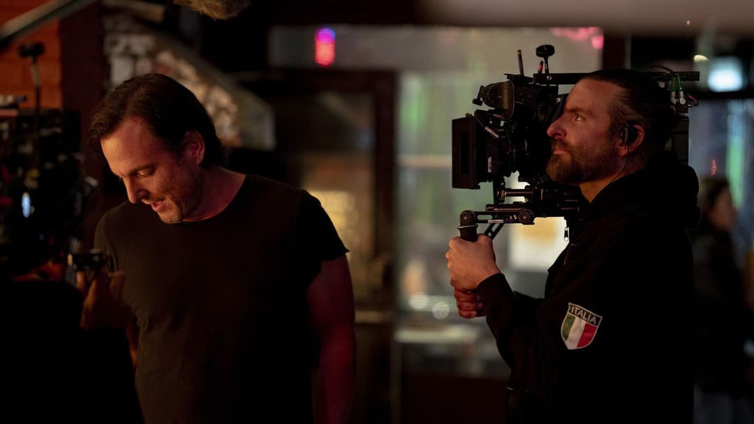 Is This Thing On? backdrop 12