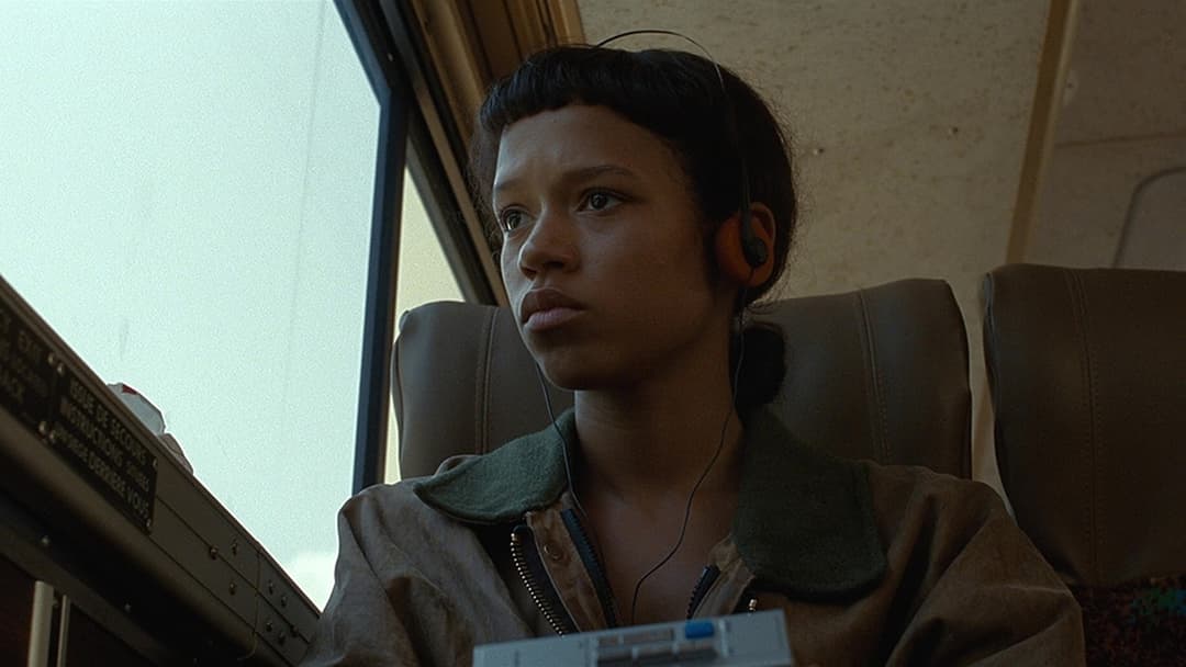 Разом з кістками backdrop 12