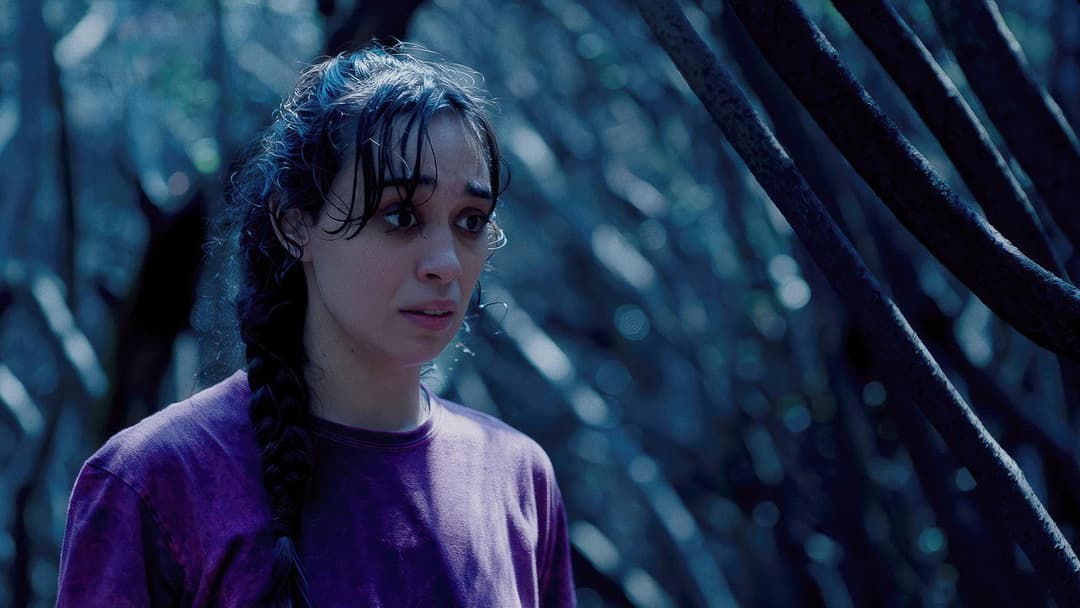 Huesera: The Bone Woman backdrop 5