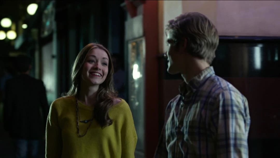 Crush - Gefährliches Verlangen backdrop 2