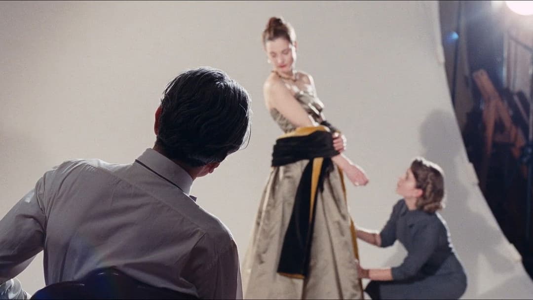 Примарна нитка backdrop 15