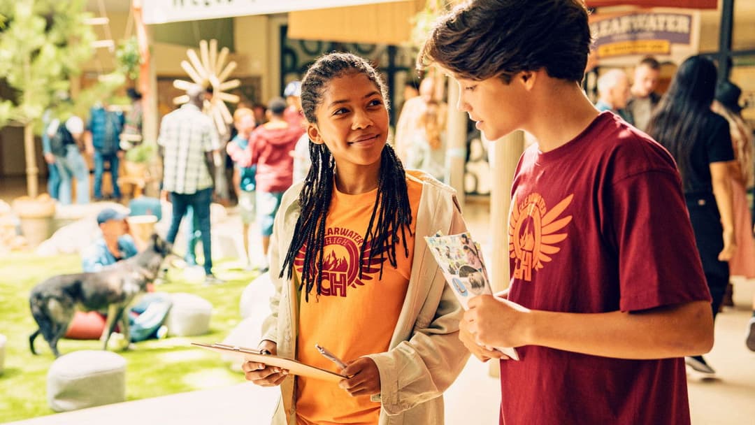 Woodwalkers 2 backdrop 5