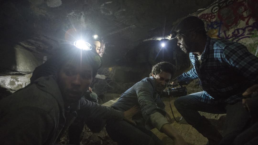 Париж. Місто мертвих backdrop 10