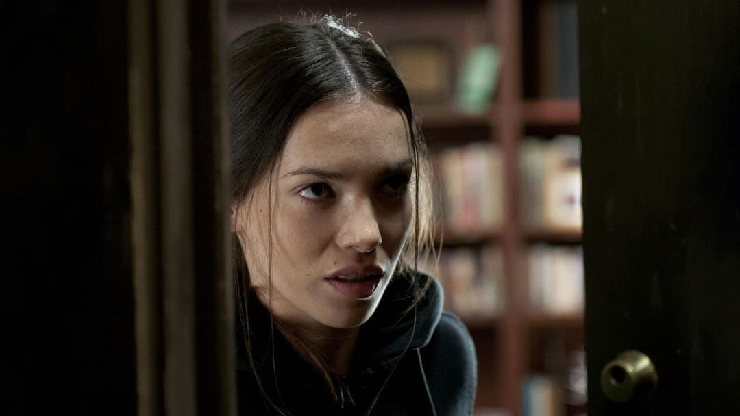 I Spit on Your Grave 2 backdrop 13