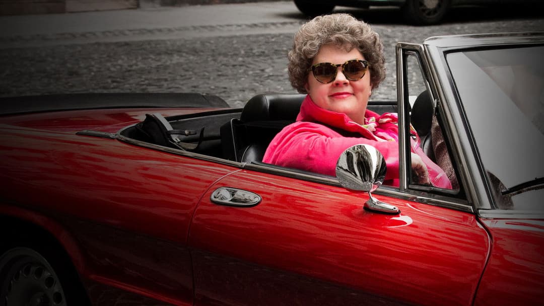 Spy - Susan Cooper Undercover backdrop 15