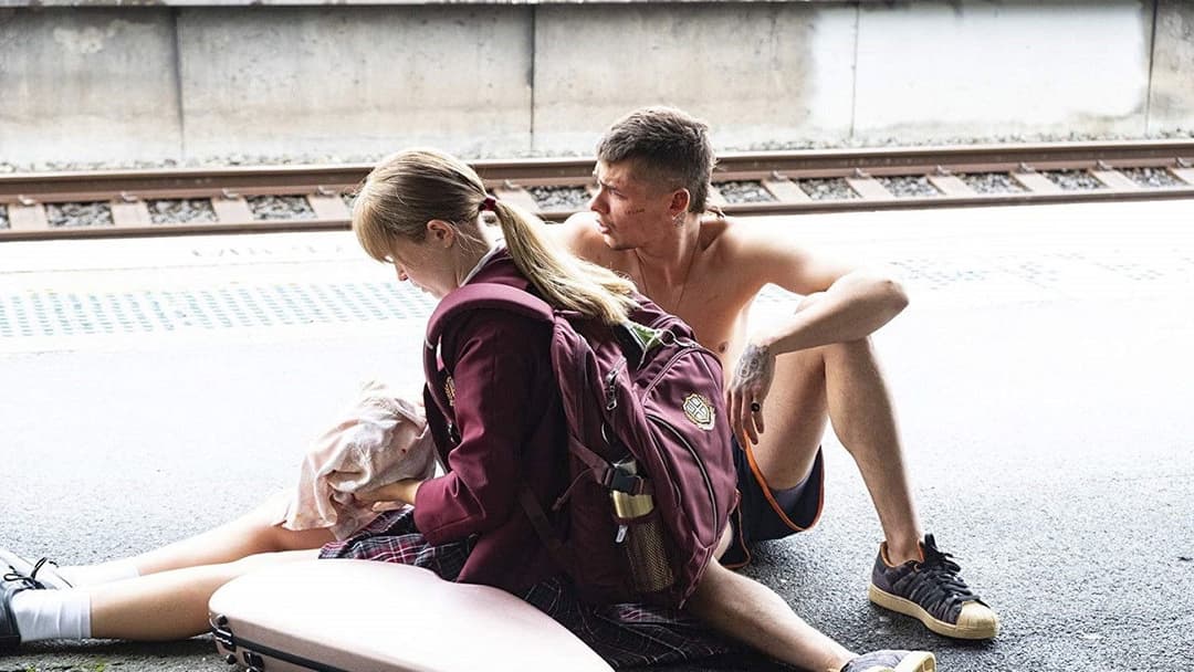 Babyteeth backdrop 18