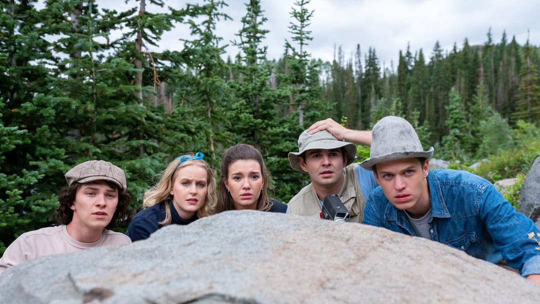 Grizzly Night backdrop 1