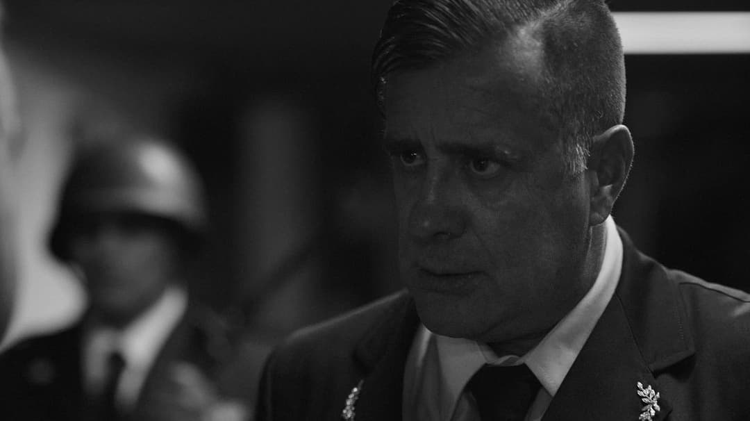 Hangar Rojo backdrop 1