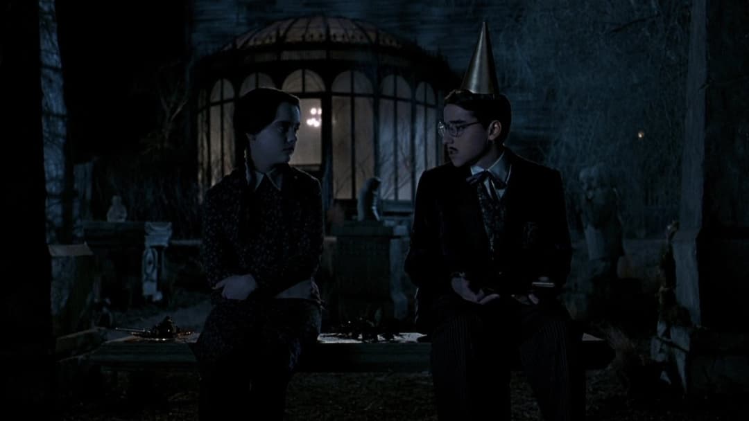 Моральні цінності сімейки Адамсів backdrop 9