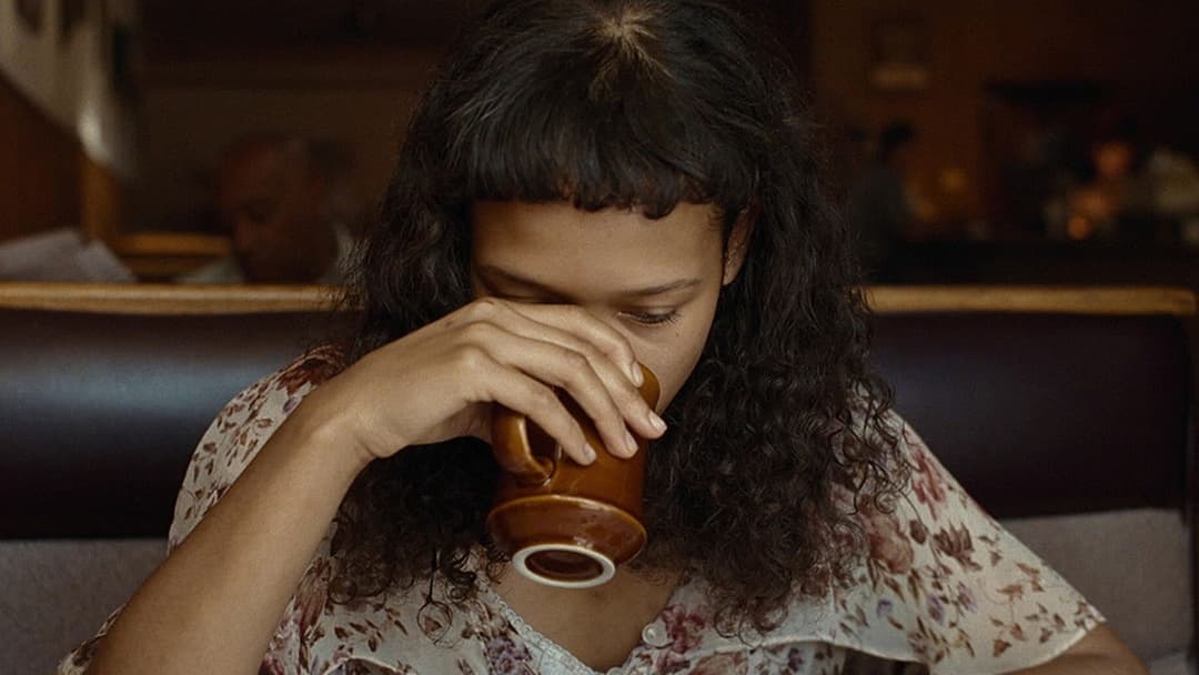 Разом з кістками backdrop 9