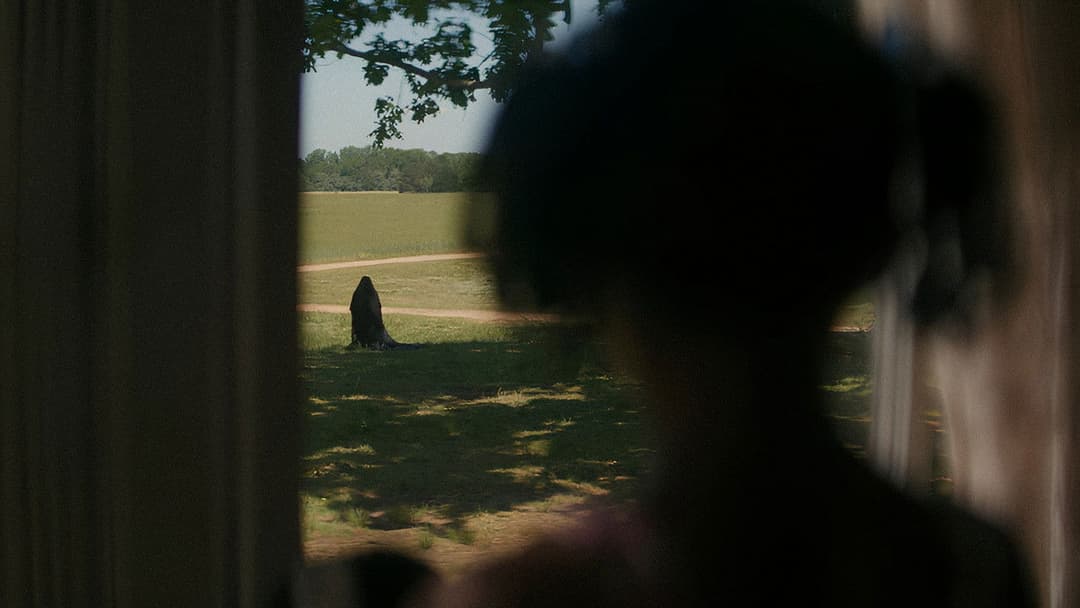 The Woman in the Yard backdrop 20