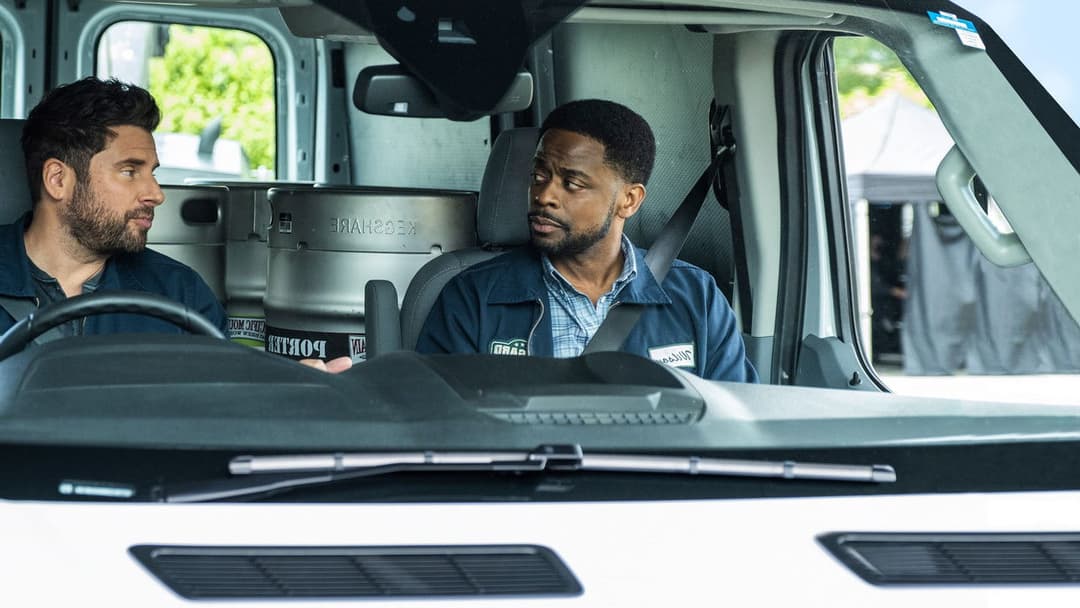 Psych 3: This Is Gus backdrop 2