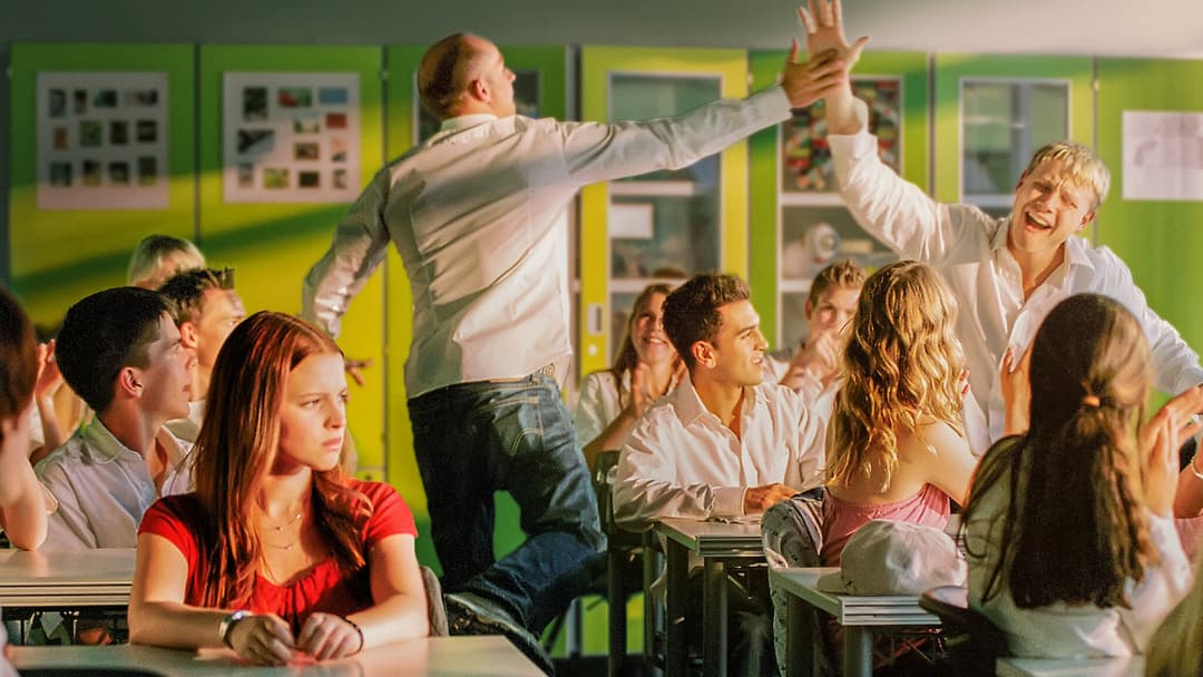 Die Welle backdrop 9