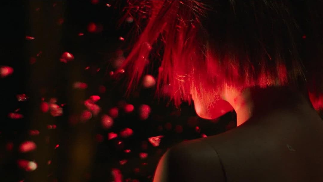 Das blutrote Kleid backdrop 9