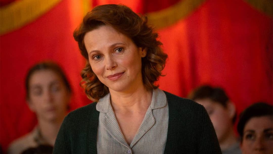 A Brighter Tomorrow backdrop 9