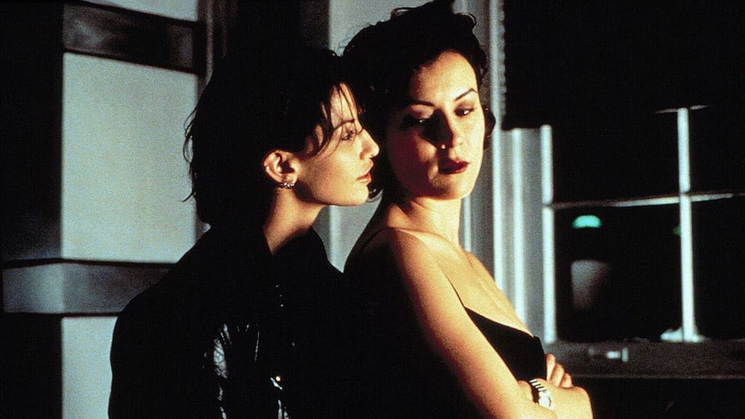 Bound - Gefesselt backdrop 16