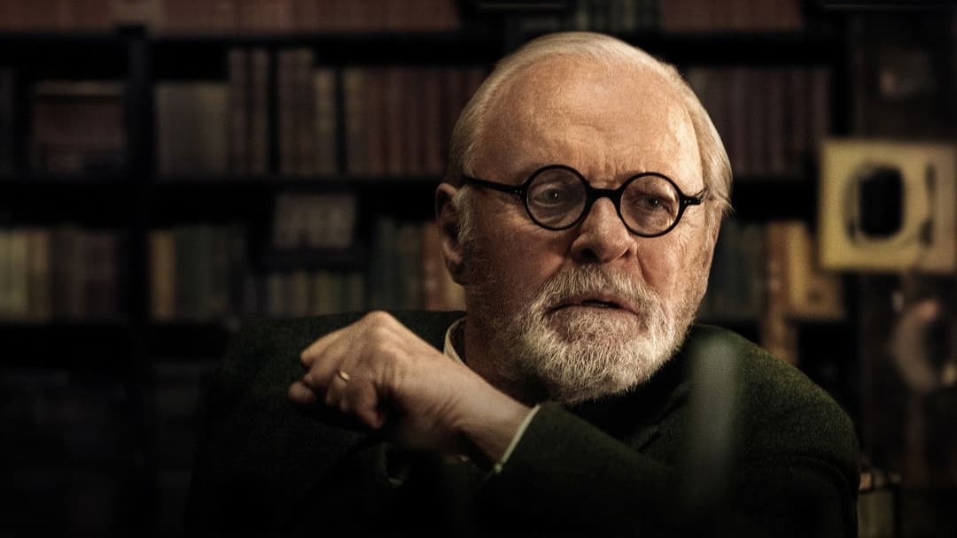 Freud's Last Session backdrop 10