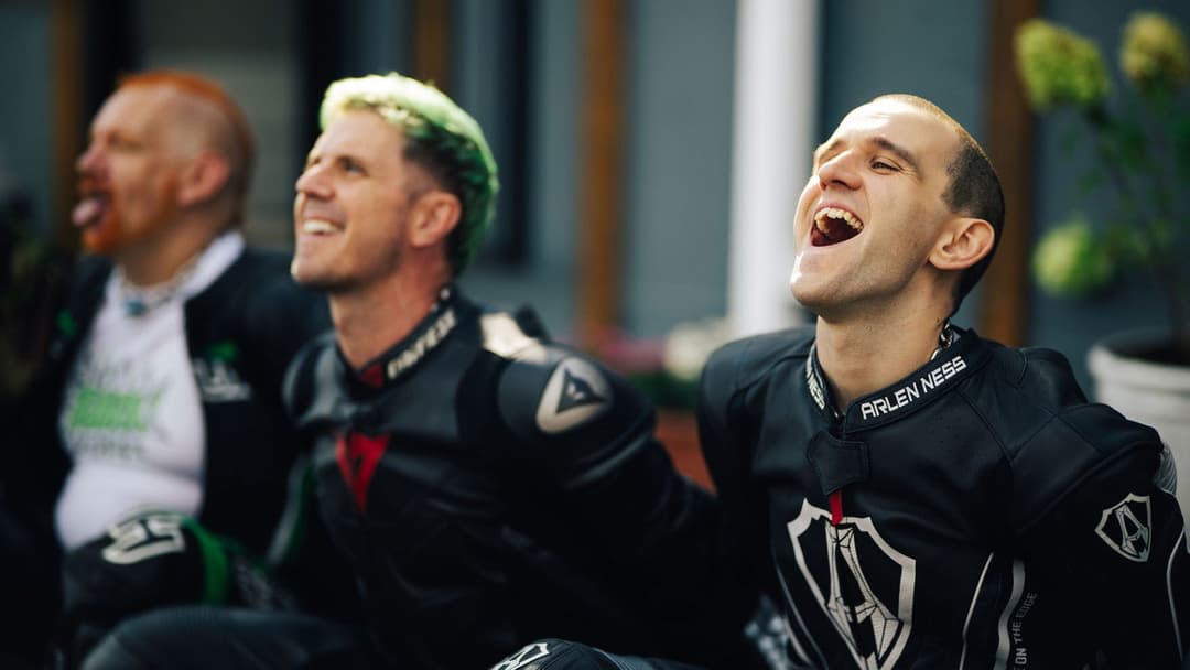 Пілліон backdrop 16