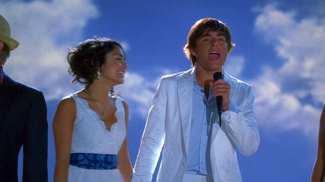 High School Musical 2 backdrop 17