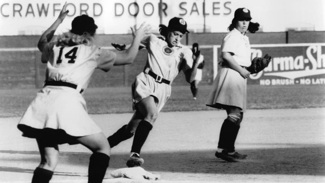 Їх власна ліга backdrop 9