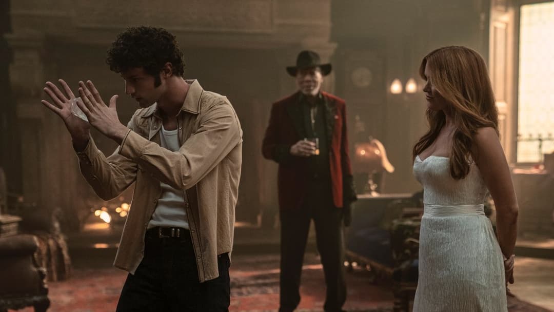 Now You See Me: Now You Don't backdrop 6