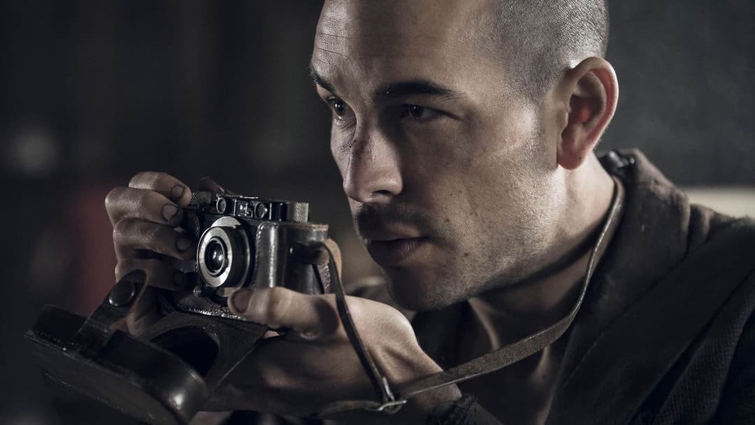 Фотограф з Маутхаузена backdrop 7