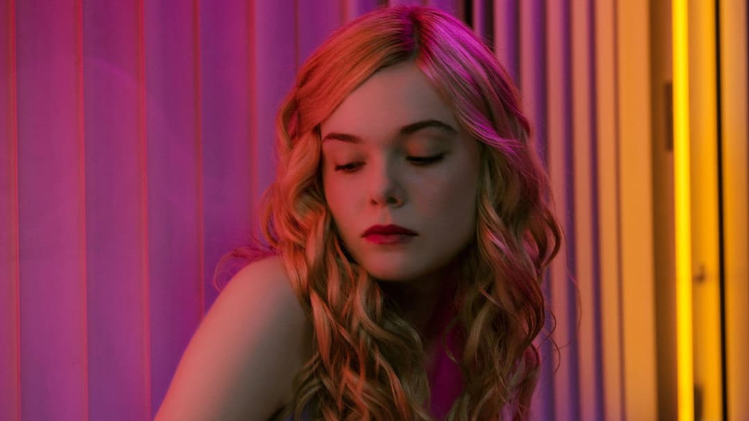 The Neon Demon backdrop 11