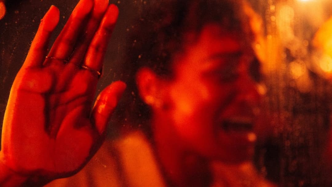 Говори до мене backdrop 12