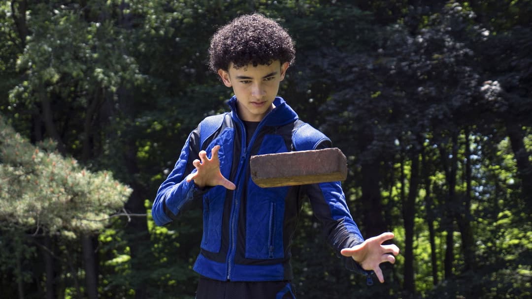 Der geheime Club der zweitgeborenen Royals backdrop 16