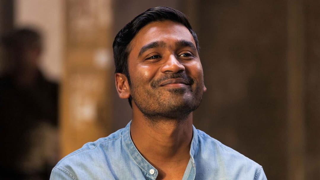 The Extraordinary Journey of the Fakir backdrop 13