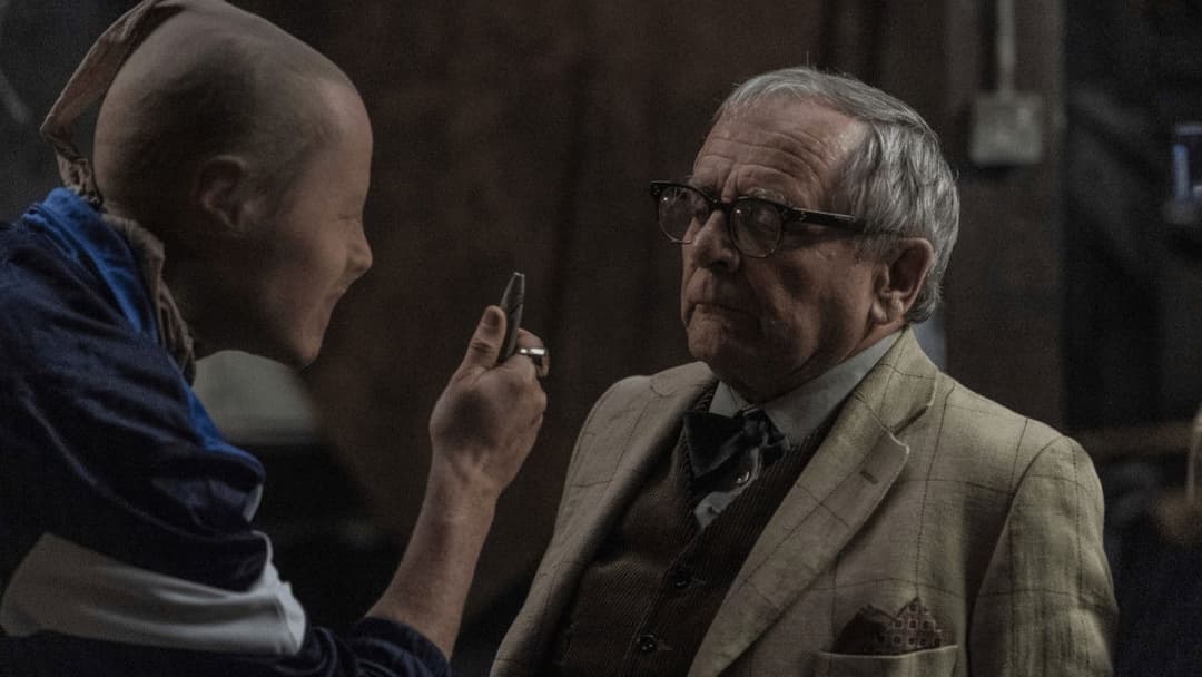 The Owners backdrop 4