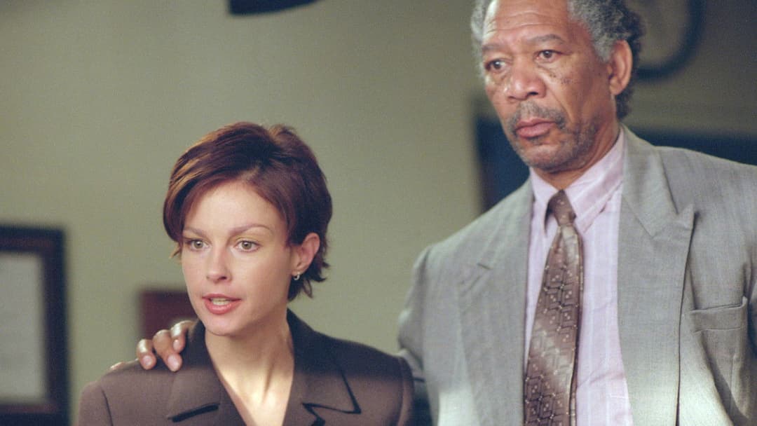 High Crimes - Im Netz der Lügen backdrop 15